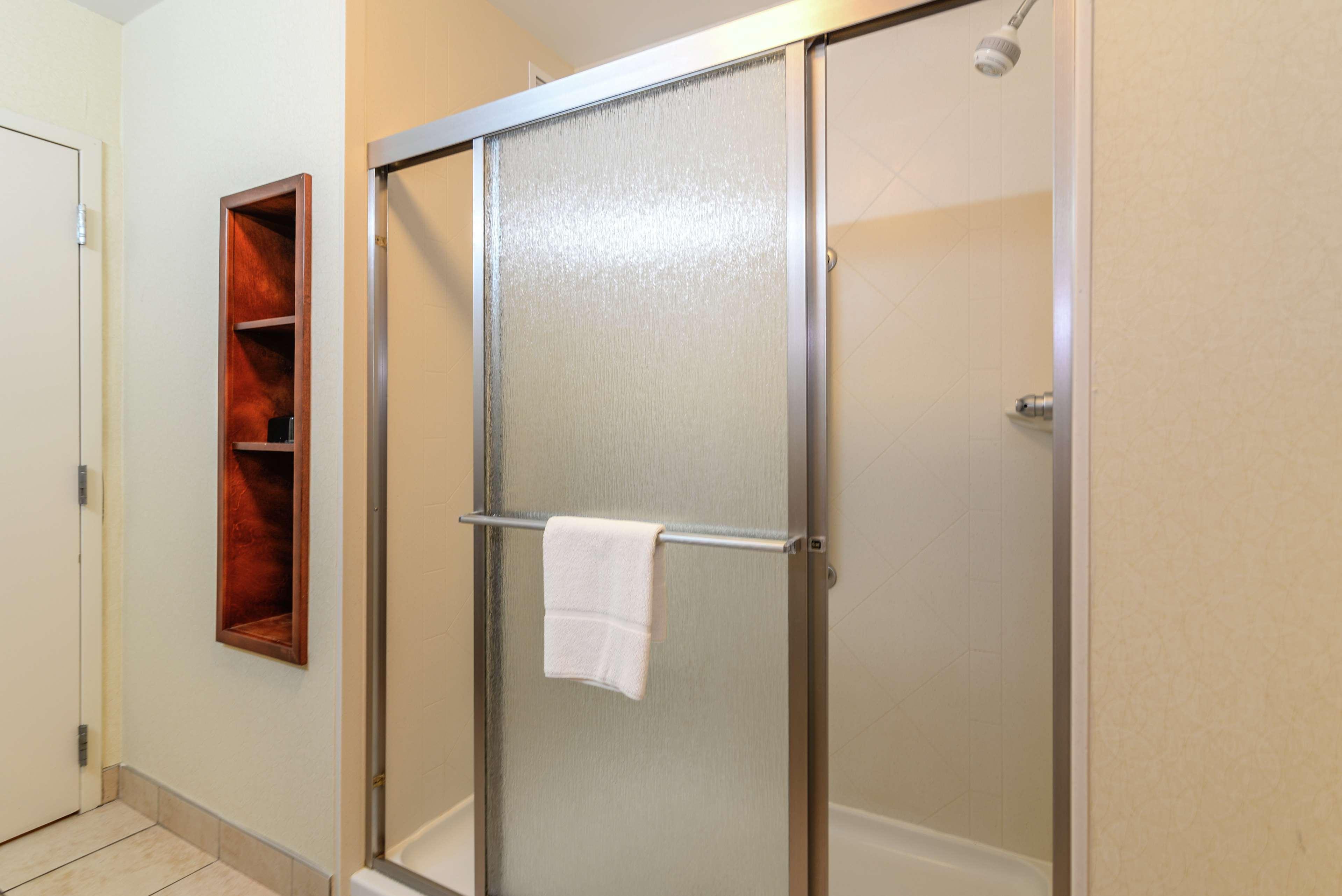Hampton Inn & Suites Detroit/Chesterfield Экстерьер фото